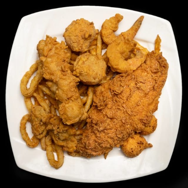 Fried Seafood Combo 1.