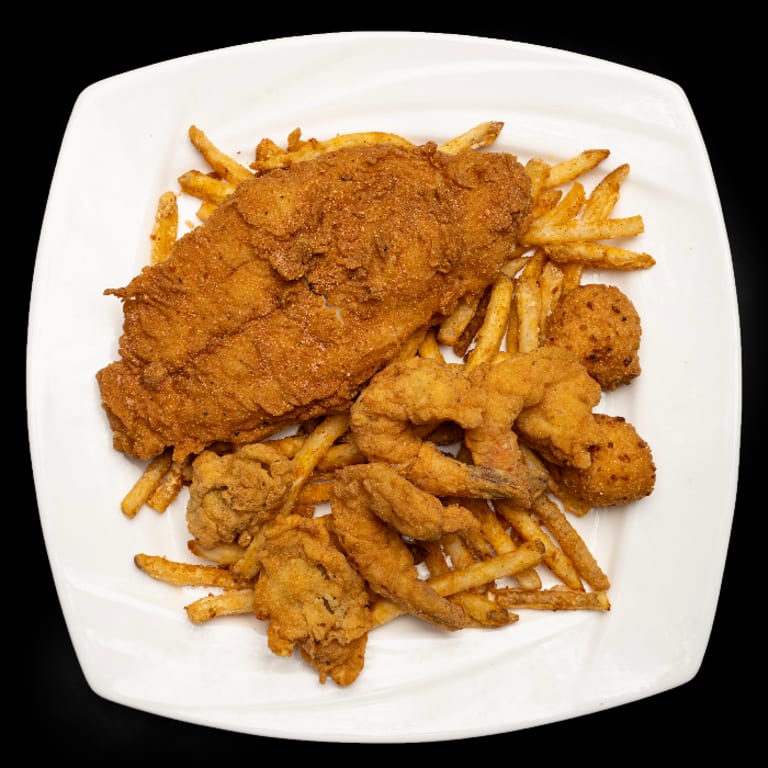 Fresh Oyster Delights: Cajun and Southern Cuisine